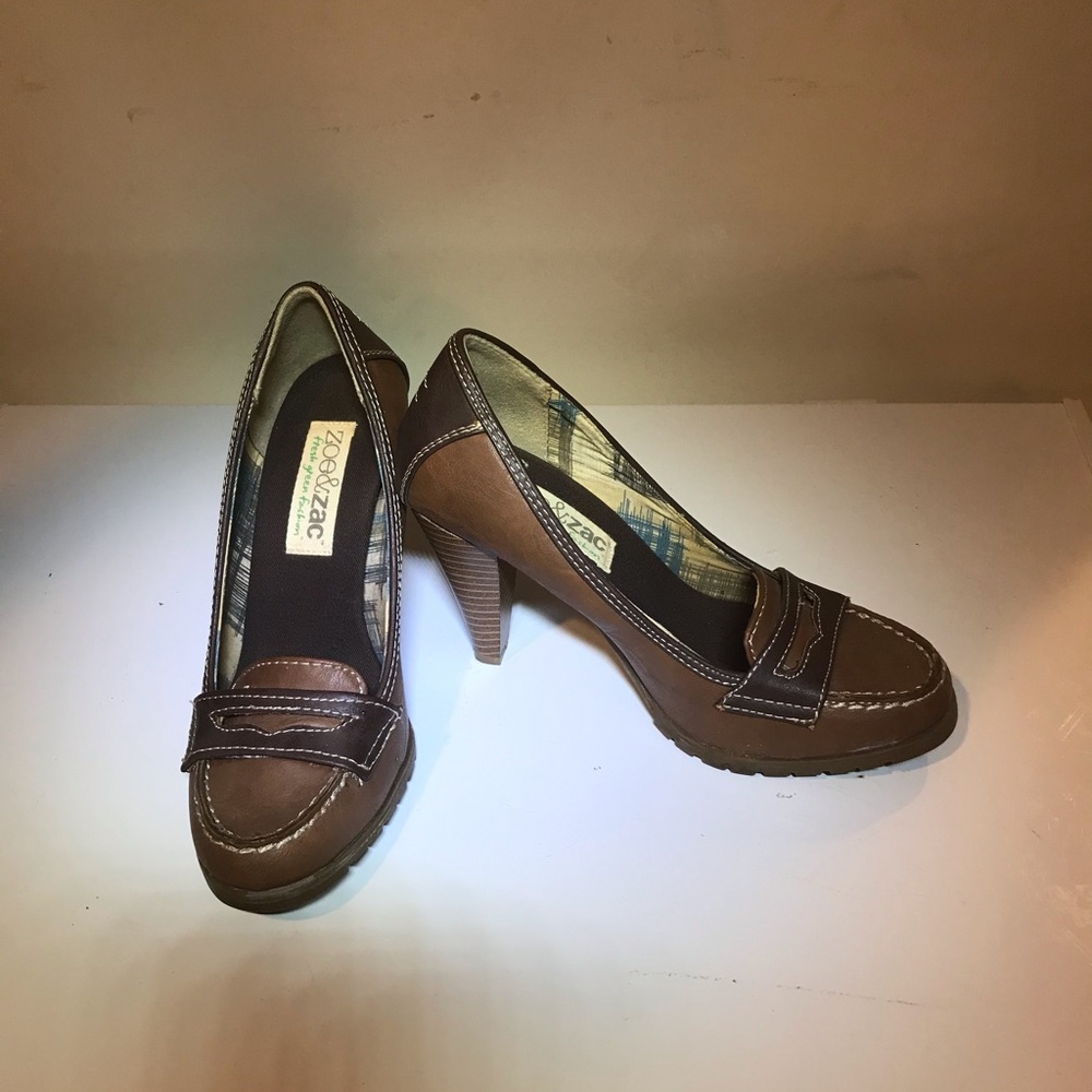 NWOT Zoe & Zac Platform Shoes Brown Size 5.5